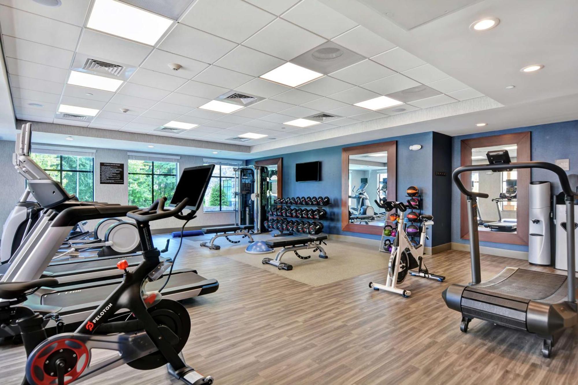 Homewood Suites By Hilton Poughkeepsie Exterior foto