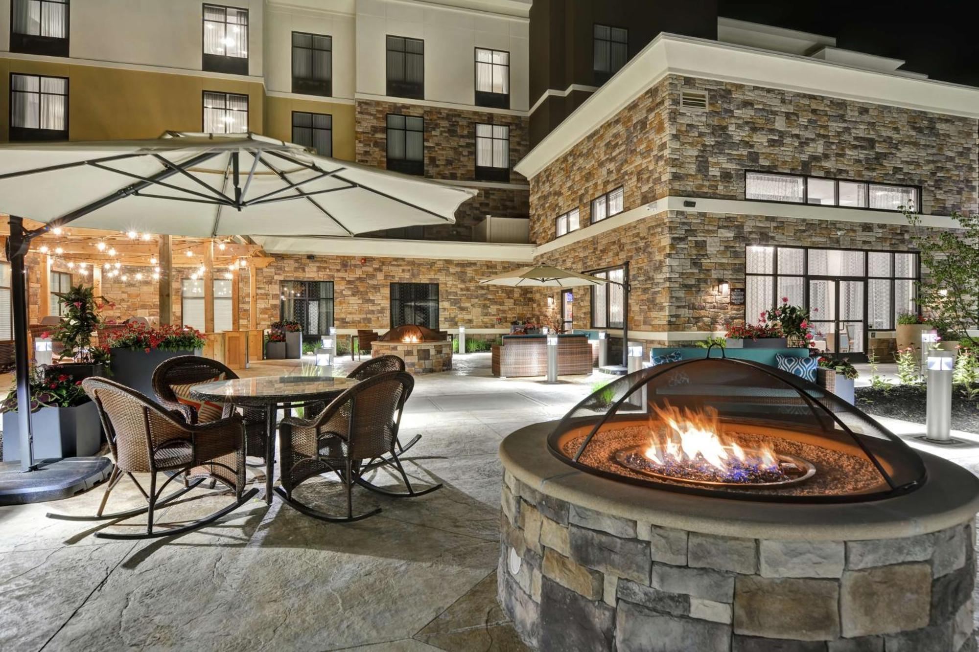 Homewood Suites By Hilton Poughkeepsie Exterior foto