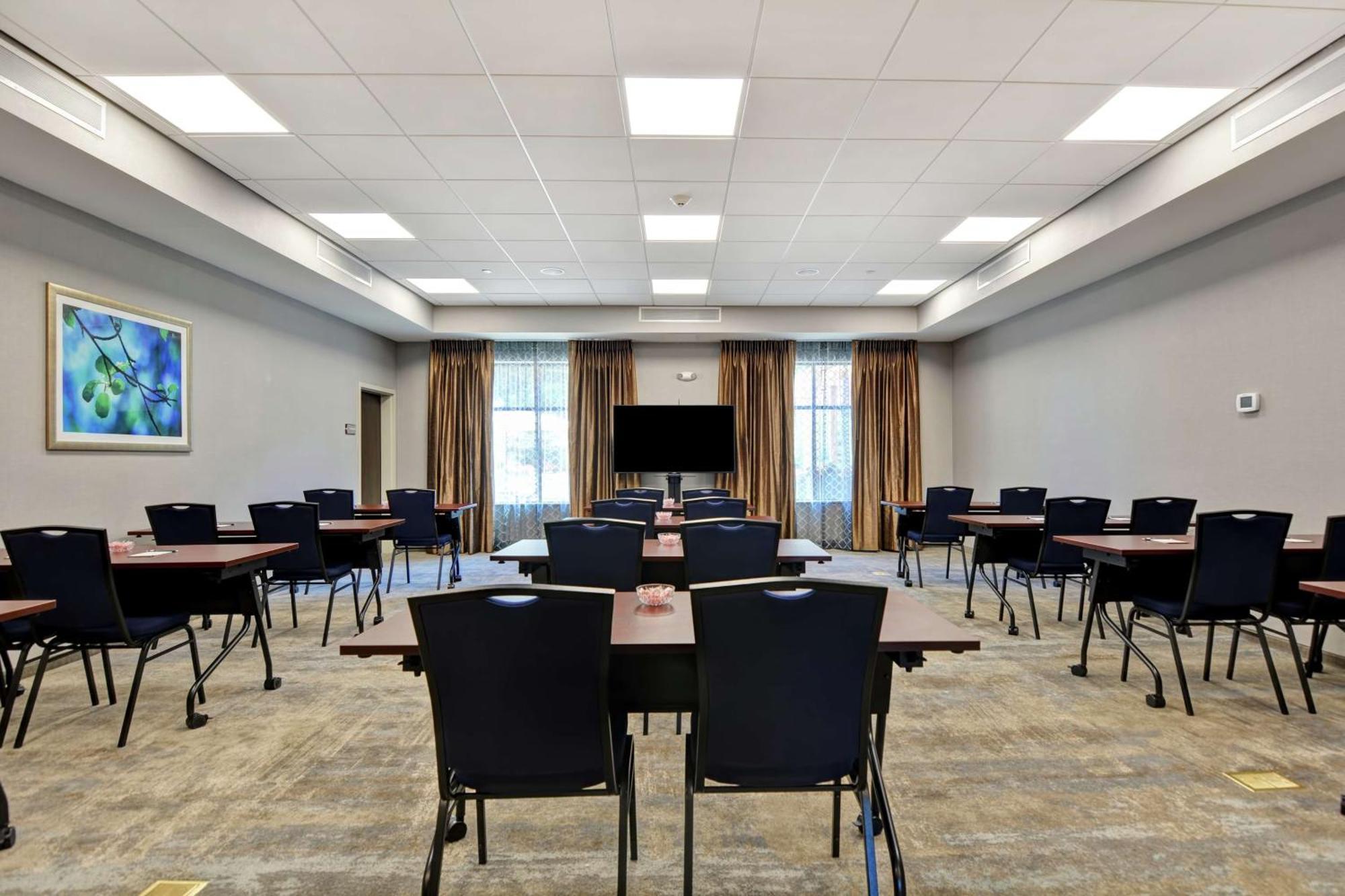Homewood Suites By Hilton Poughkeepsie Exterior foto
